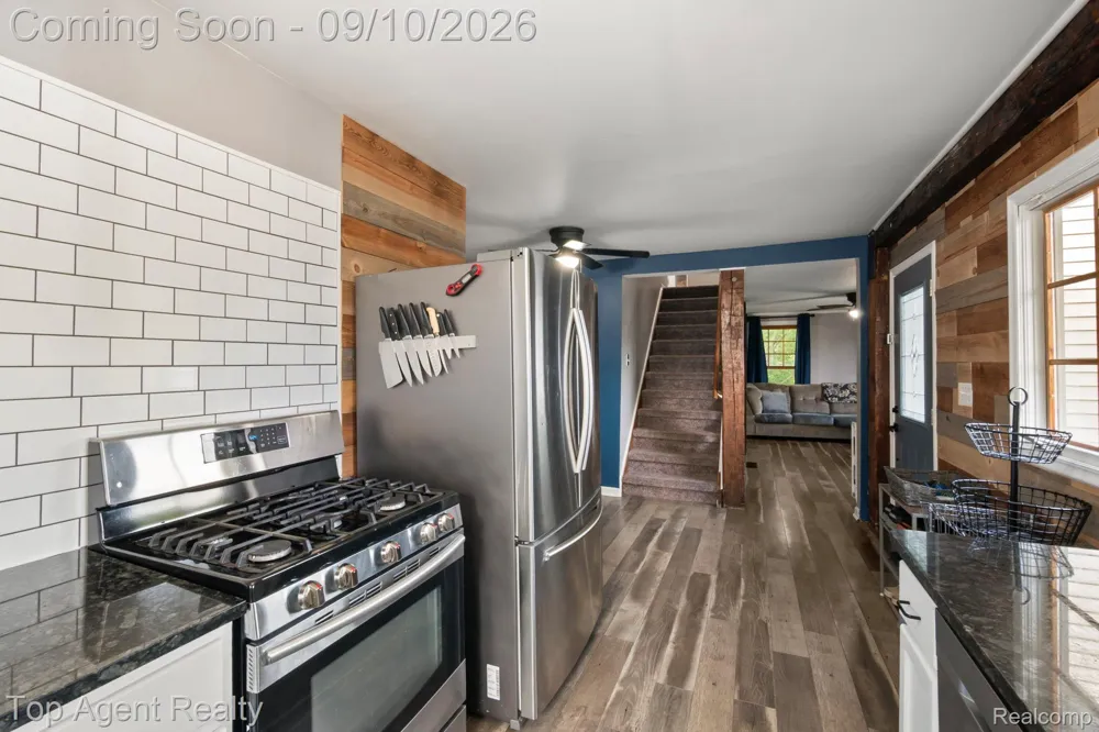 40695 Moravian Drive Clinton Charter Township, MI 48036