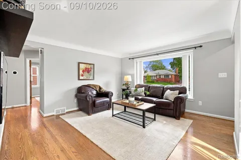 107 Jeffrey Avenue