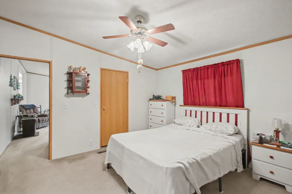 5264 Amy Drive Coloma Charter Township, MI 49038