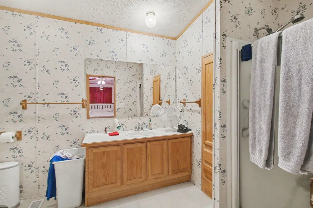 5264 Amy Drive Coloma Charter Township, MI 49038