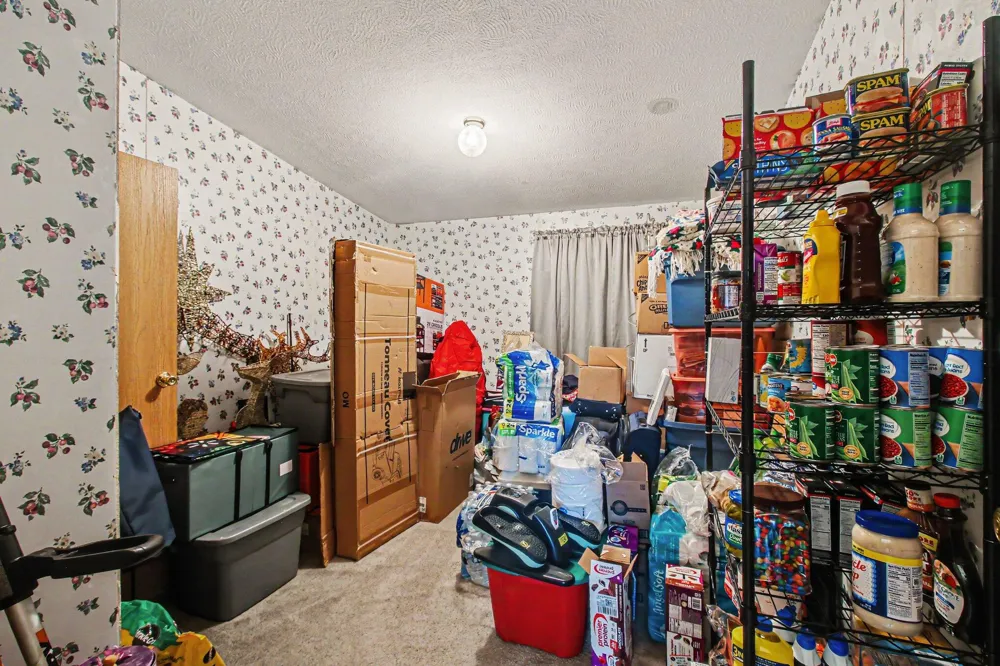5264 Amy Drive Coloma Charter Township, MI 49038