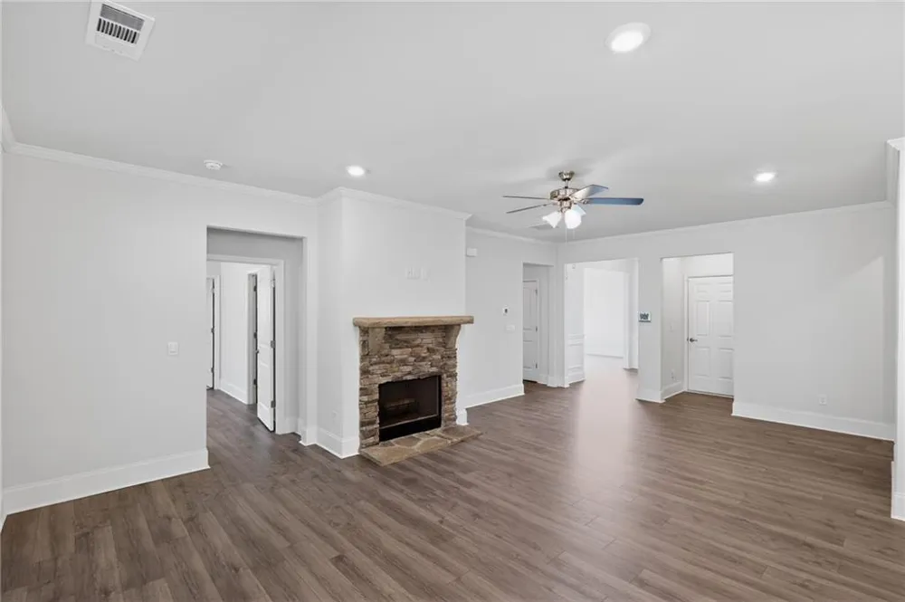 717 Broken Arrow Waleska, GA 30183