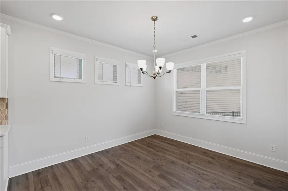717 Broken Arrow Waleska, GA 30183