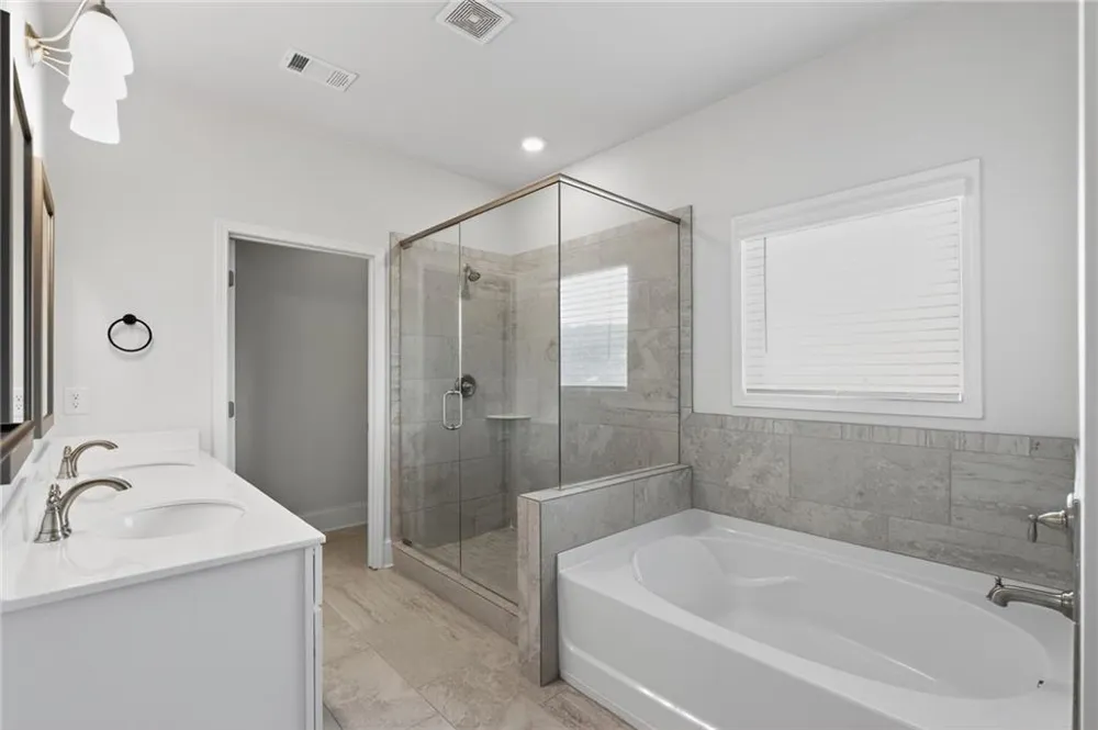 717 Broken Arrow Waleska, GA 30183