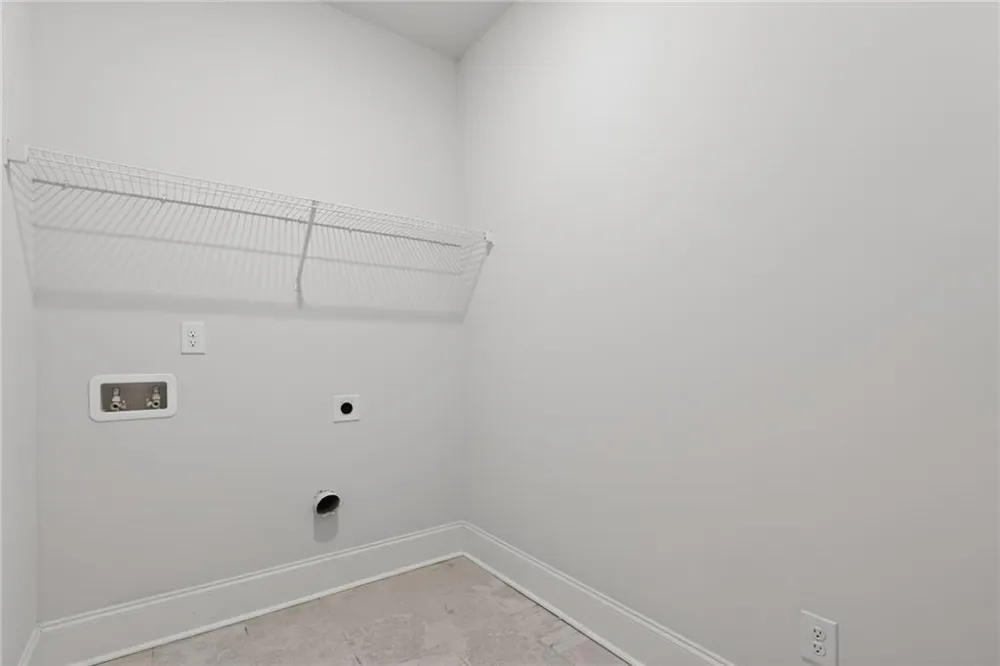 717 Broken Arrow Waleska, GA 30183
