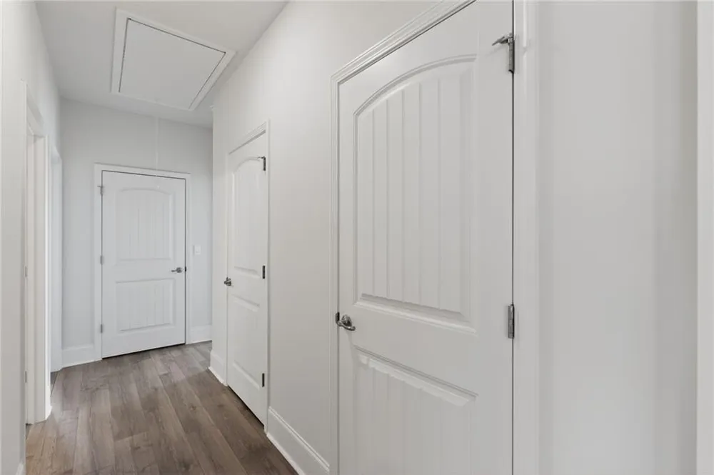 717 Broken Arrow Waleska, GA 30183