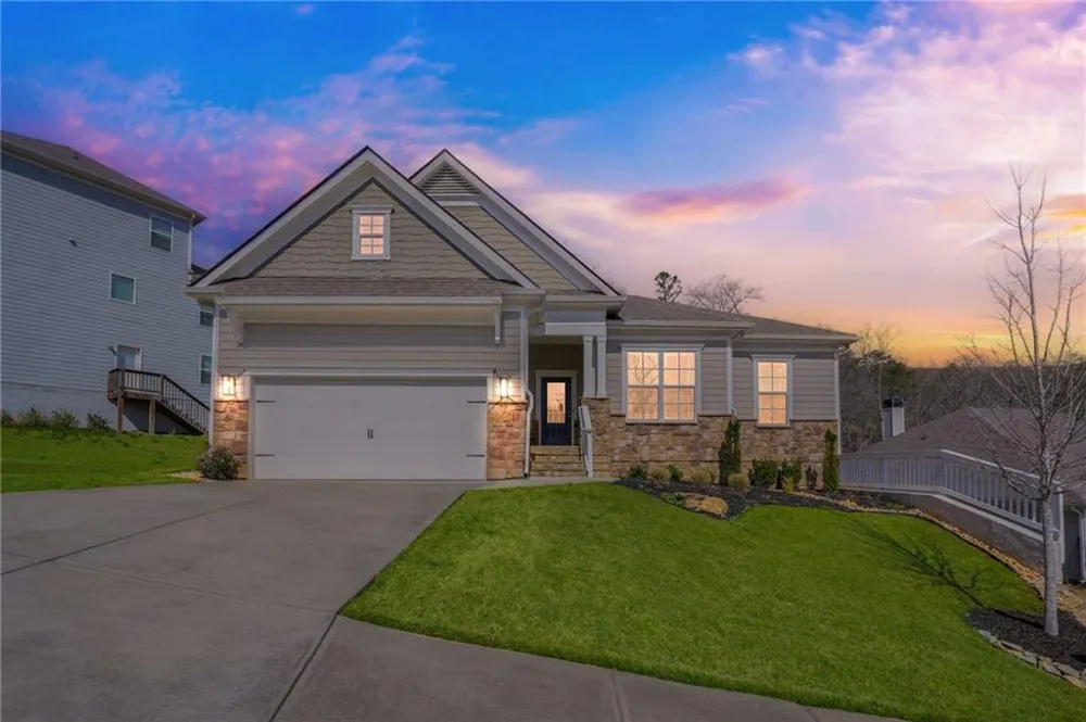 717 Broken Arrow Waleska, GA 30183