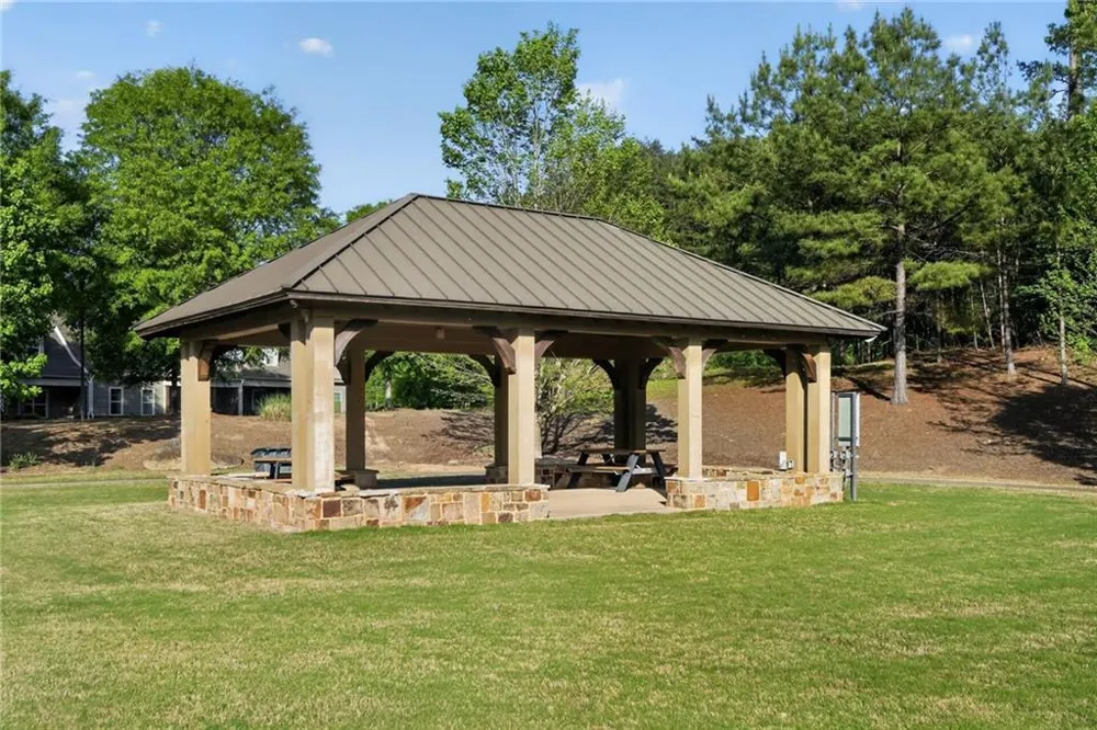 717 Broken Arrow Waleska, GA 30183