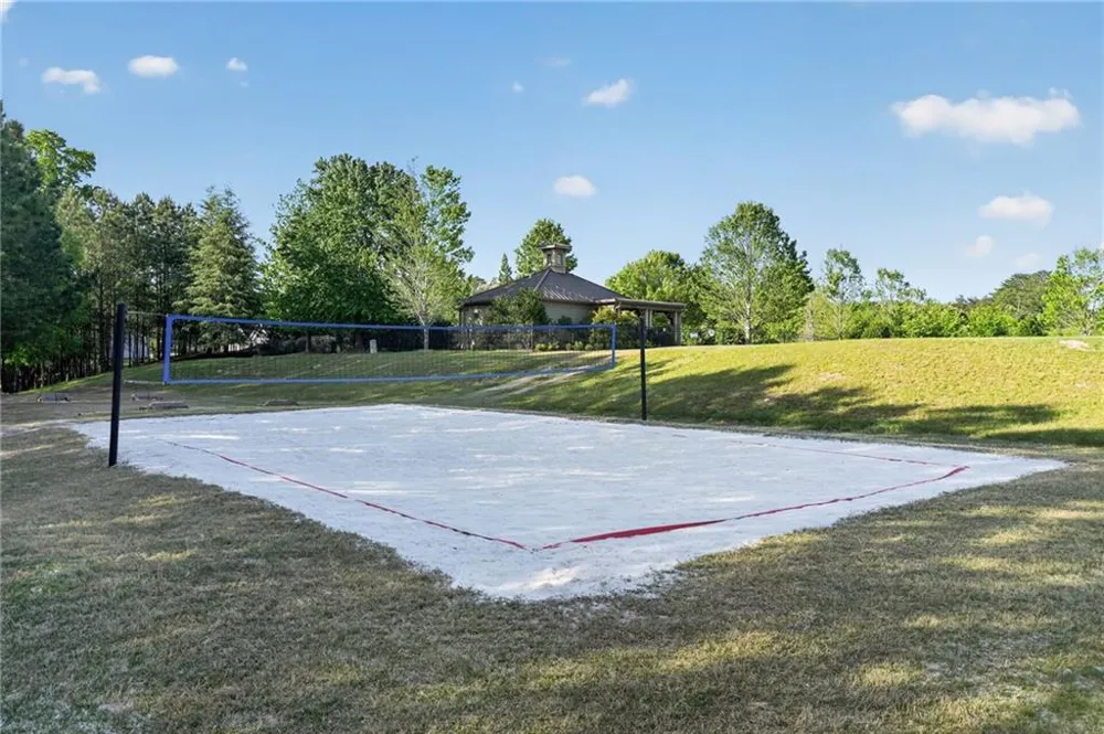 717 Broken Arrow Waleska, GA 30183