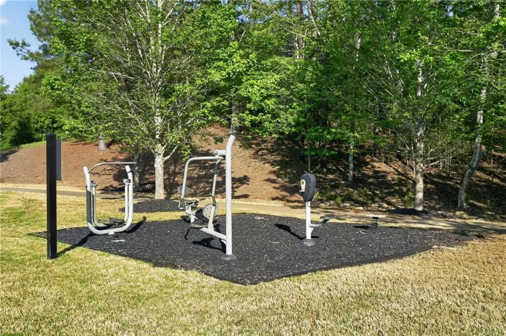 717 Broken Arrow Waleska, GA 30183