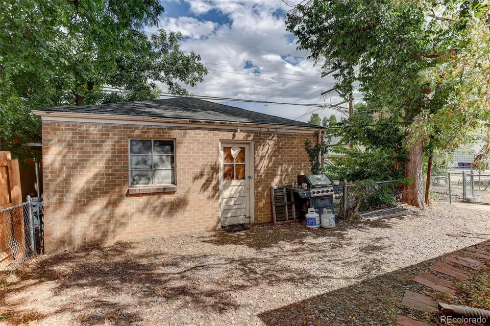 2314 Newport Street Denver, CO 80207