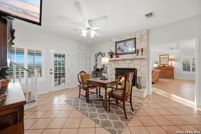 100 Big Creek Rd Blanco, TX 78606
