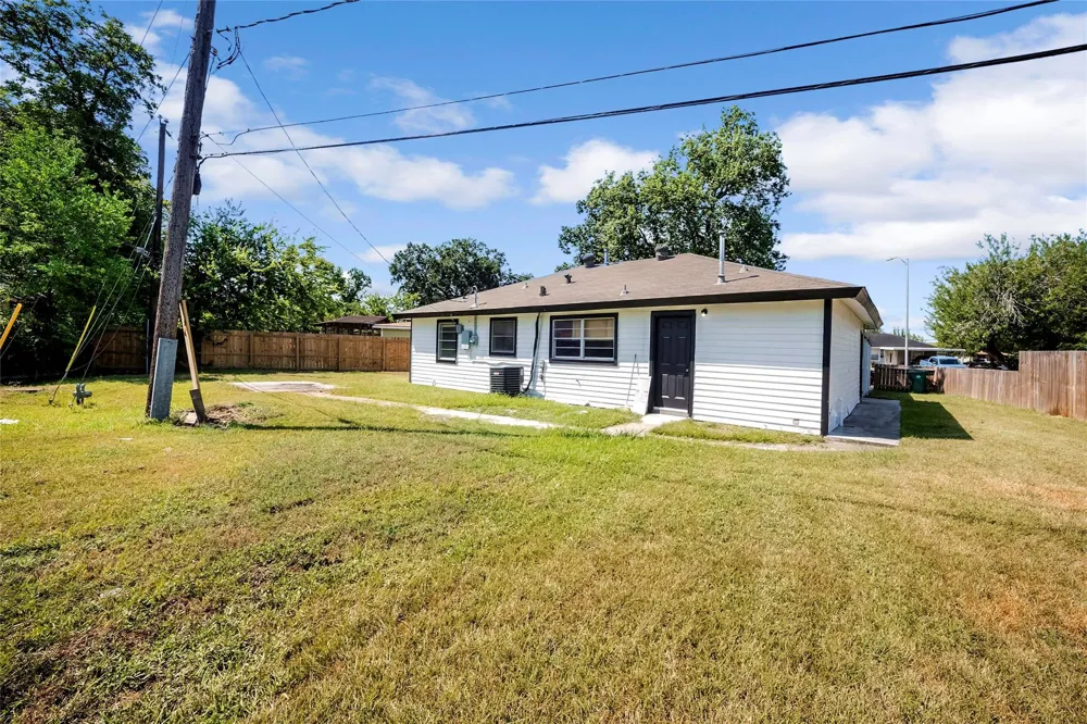 1308 Susan Street Pasadena, TX 77506