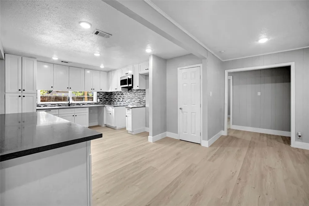 1308 Susan Street Pasadena, TX 77506