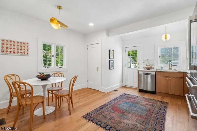 28 Oberlin St Maplewood, NJ 07040