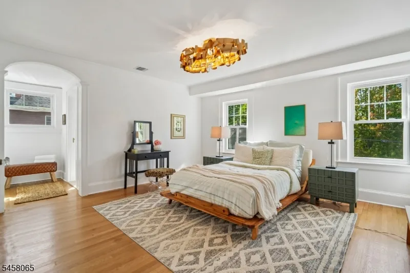 28 Oberlin St Maplewood, NJ 07040