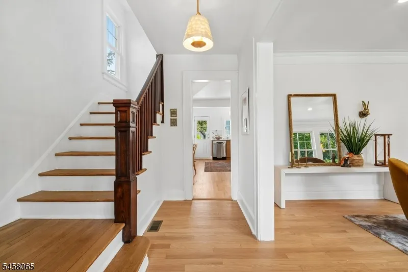 28 Oberlin St Maplewood, NJ 07040