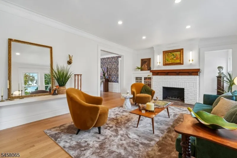 28 Oberlin St Maplewood, NJ 07040