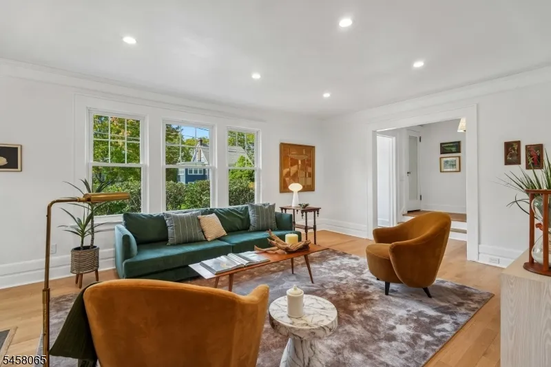 28 Oberlin St Maplewood, NJ 07040