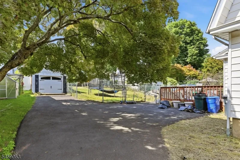 7 Harvard Ter West Orange, NJ 07052