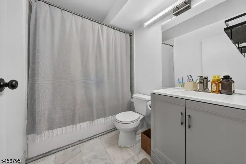 326 Prospect Ave #9J Unit 9J Hackensack City, NJ 07601