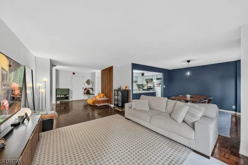 326 Prospect Ave #9J Unit 9J Hackensack City, NJ 07601
