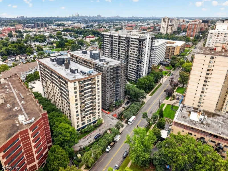 326 Prospect Ave #9J Unit 9J Hackensack City, NJ 07601