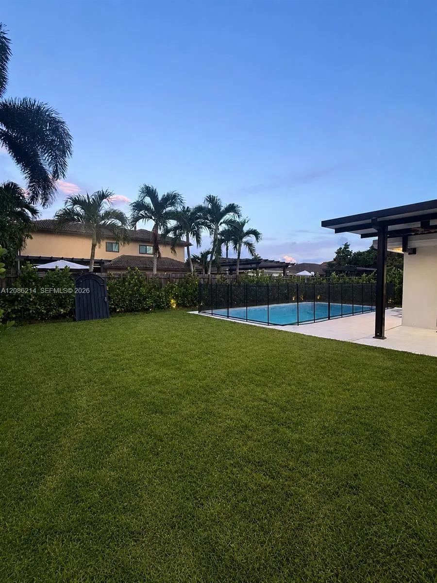 18263 SW 149th Pl Miami, FL 33187