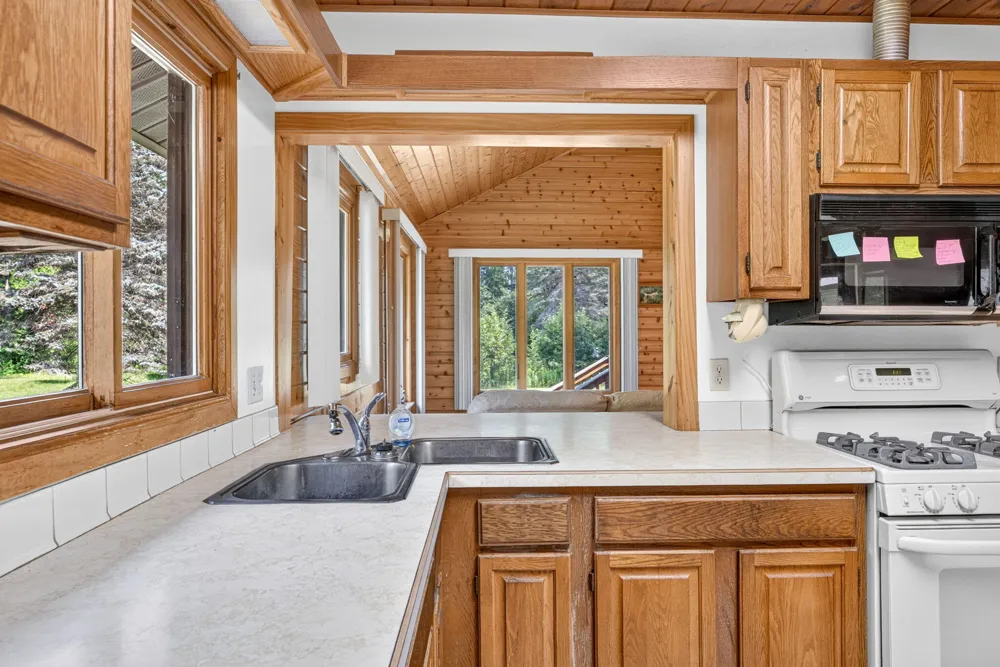 19706 20 Mile Road Tustin, MI 49688