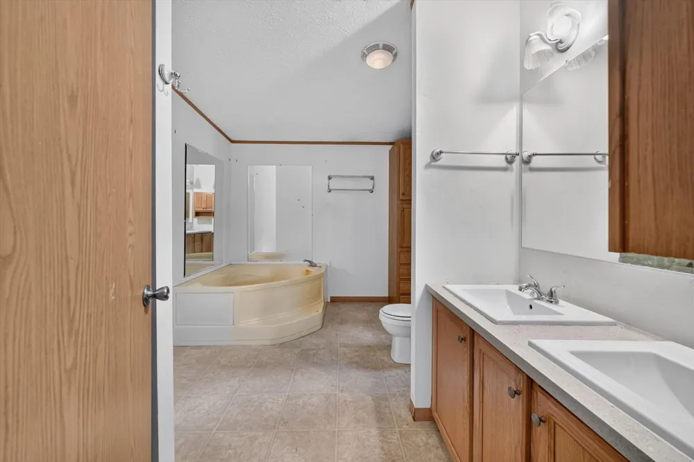 105 S Stone Avenue Battle Creek, MI 49014