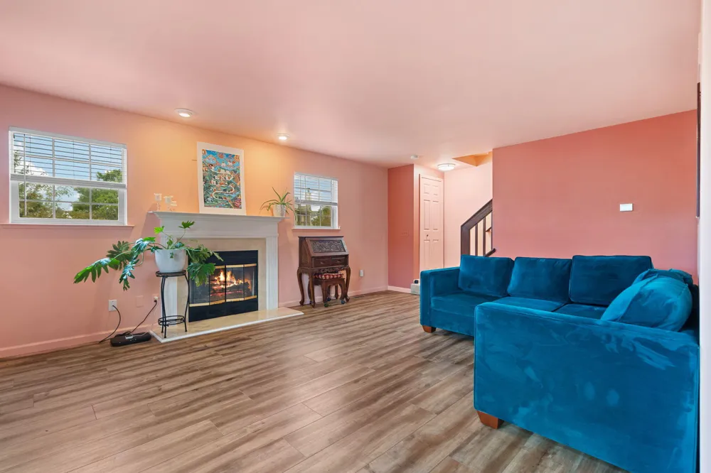 174 Commons Circle Saline, MI 48176
