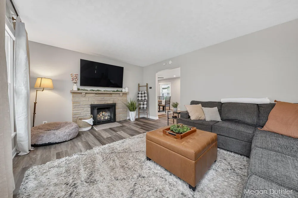 723 Maridell Avenue NW Grand Rapids, MI 49504