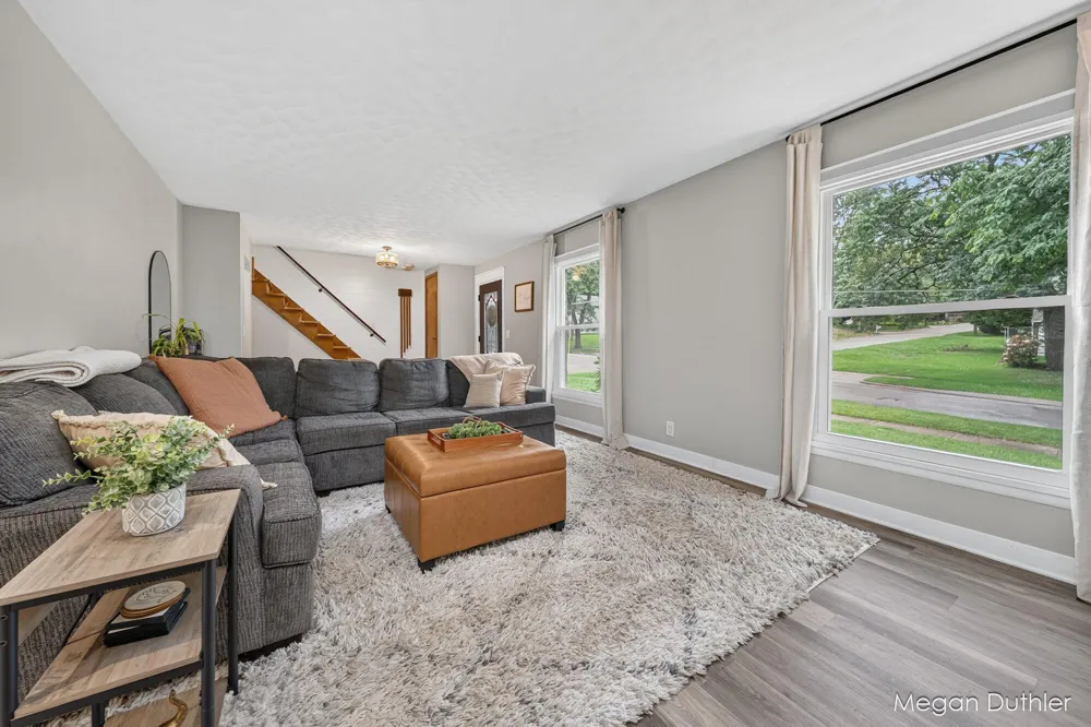 723 Maridell Avenue NW Grand Rapids, MI 49504