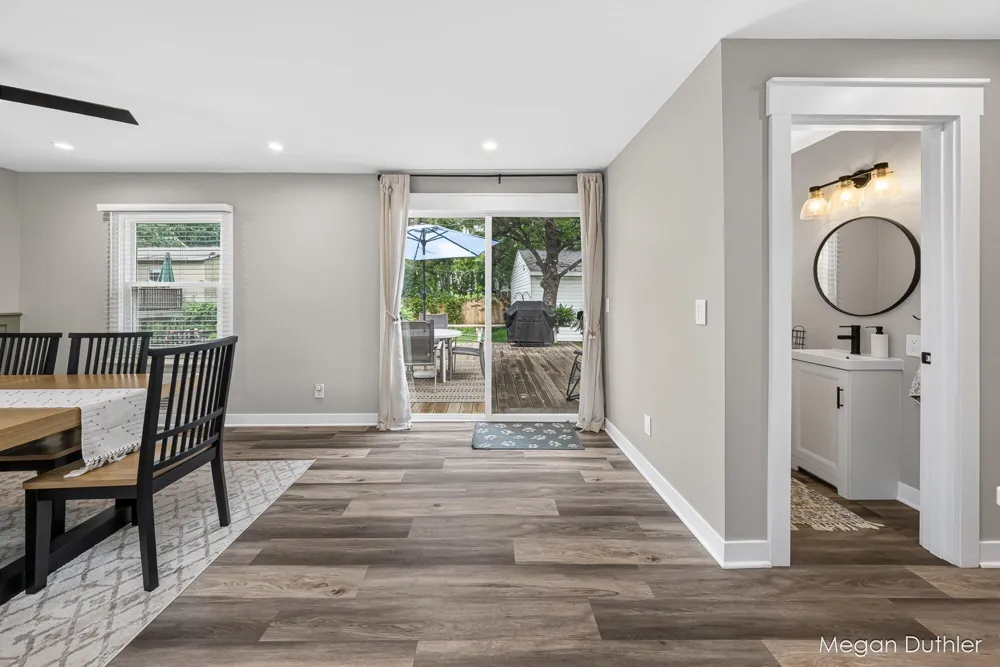 723 Maridell Avenue NW Grand Rapids, MI 49504