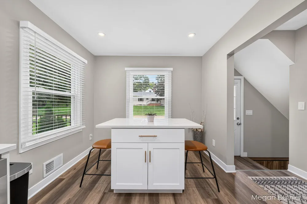 723 Maridell Avenue NW Grand Rapids, MI 49504