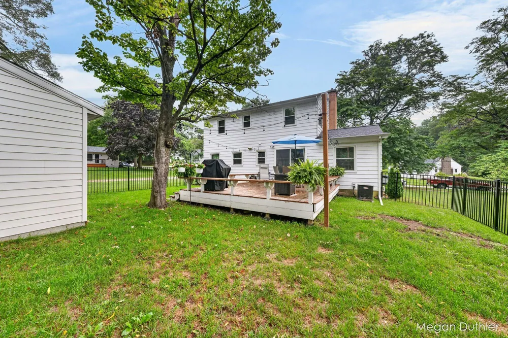 723 Maridell Avenue NW Grand Rapids, MI 49504