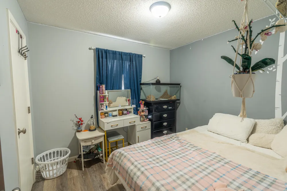 928 E Riley-Thompson Road Muskegon, MI 49445