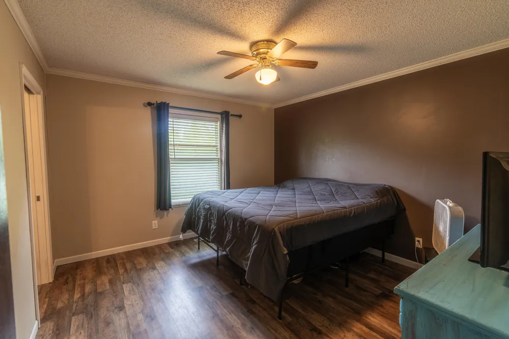 928 E Riley-Thompson Road Muskegon, MI 49445