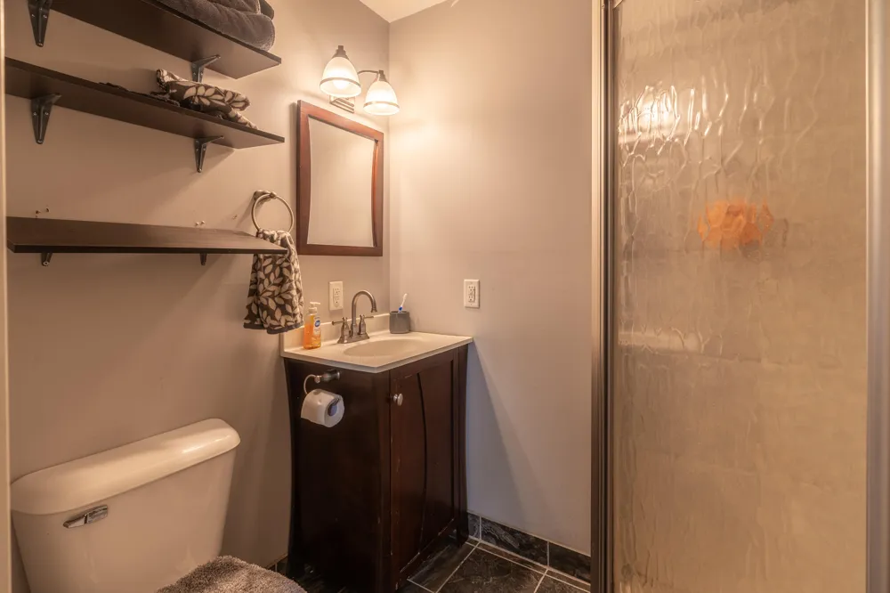 928 E Riley-Thompson Road Muskegon, MI 49445