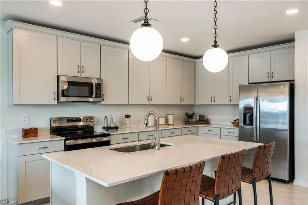 326 Lakeside Hideaway Lane Lehigh Acres, FL 33936