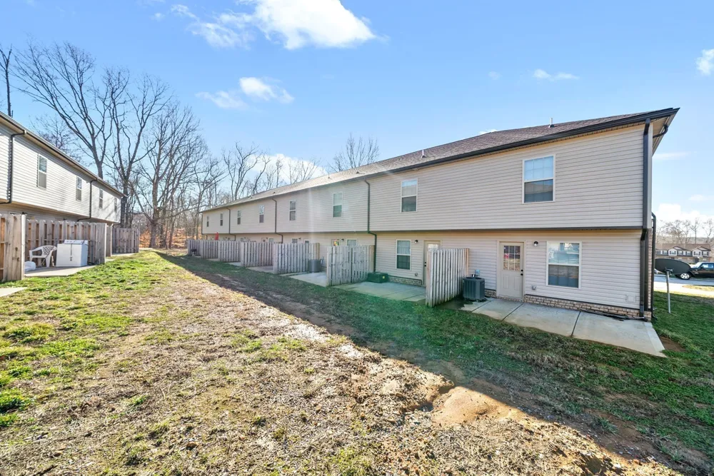 252 Smithson Ln #C Clarksville, TN 37040