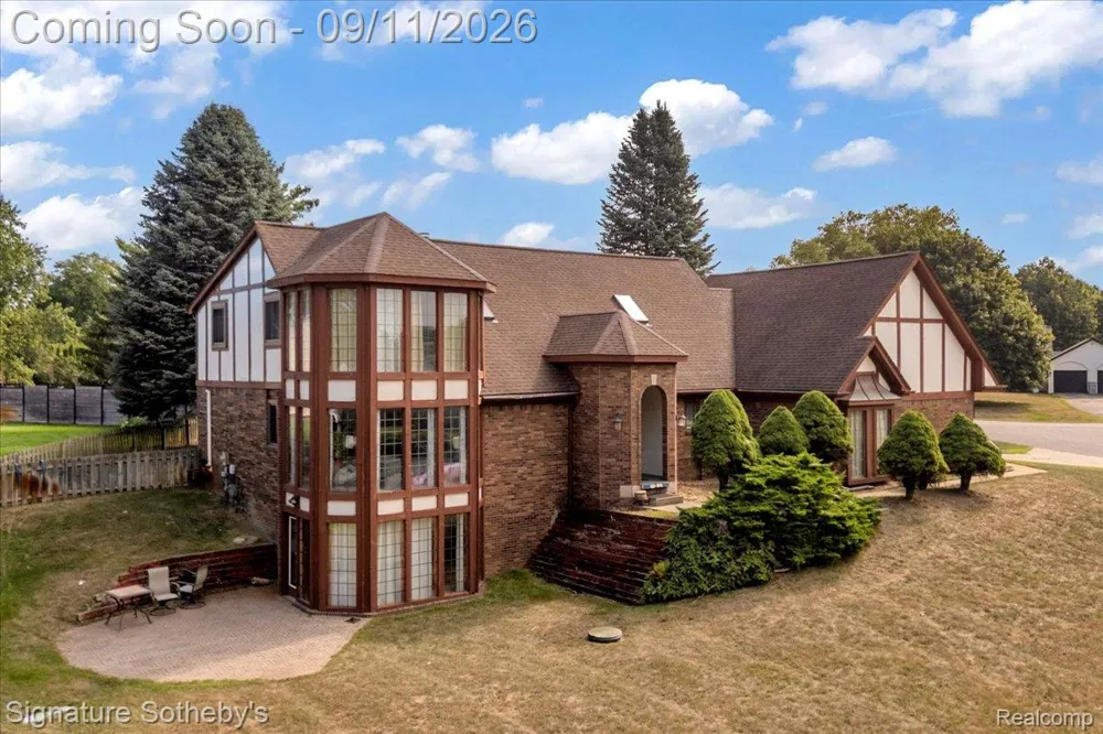 9925 Timothy Lane Green Oak Township, MI 48178