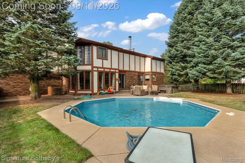 9925 Timothy Lane Green Oak Township, MI 48178