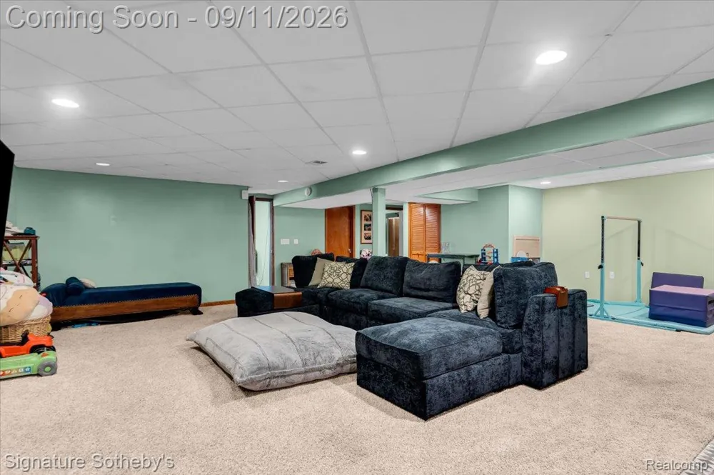 9925 Timothy Lane Green Oak Township, MI 48178