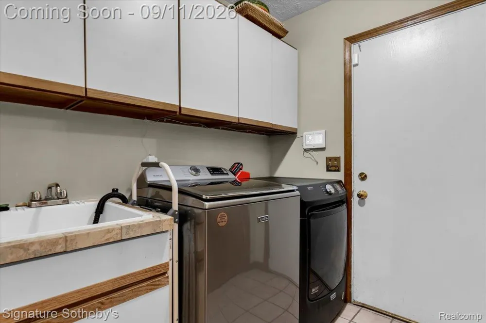 9925 Timothy Lane Green Oak Township, MI 48178
