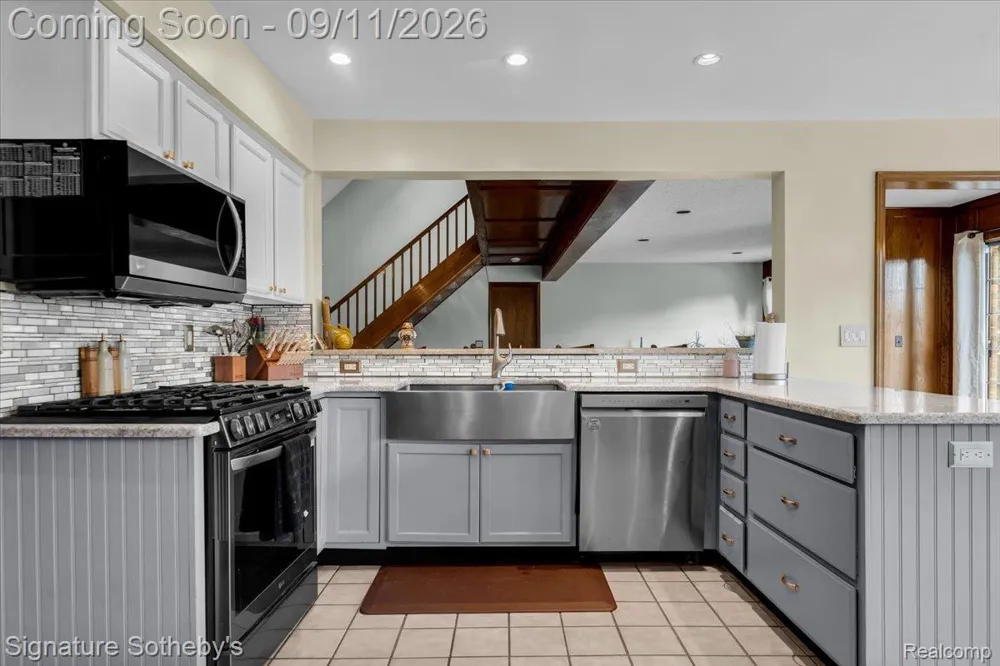 9925 Timothy Lane Green Oak Township, MI 48178