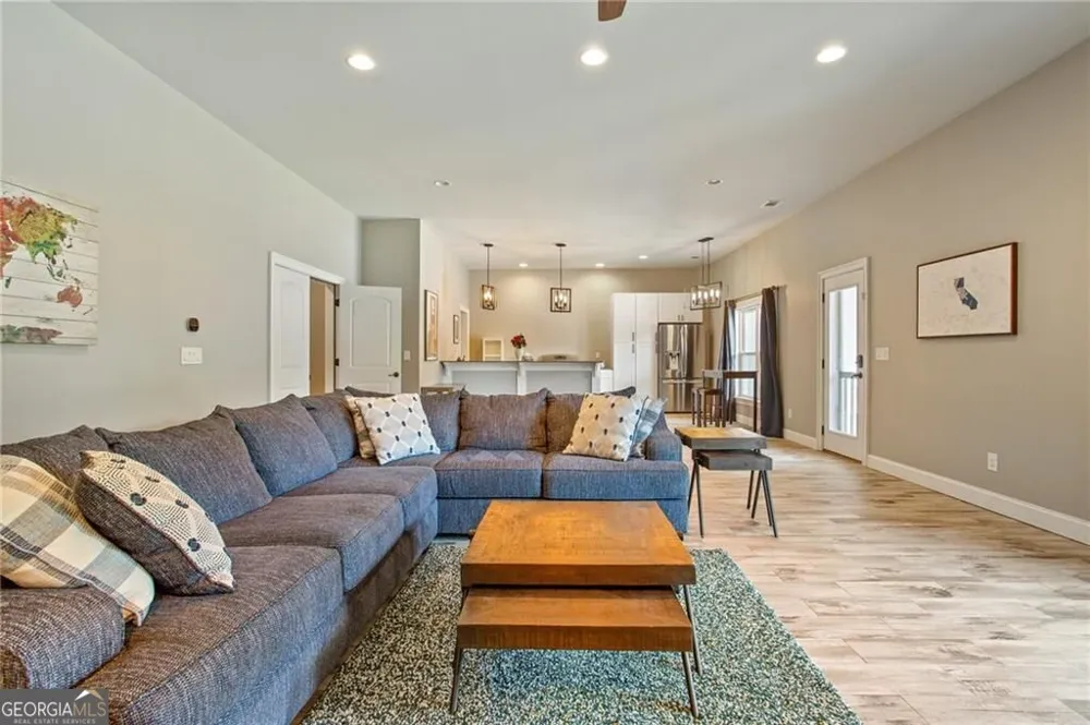 4130 Cougar PT NE Marietta, GA 30066