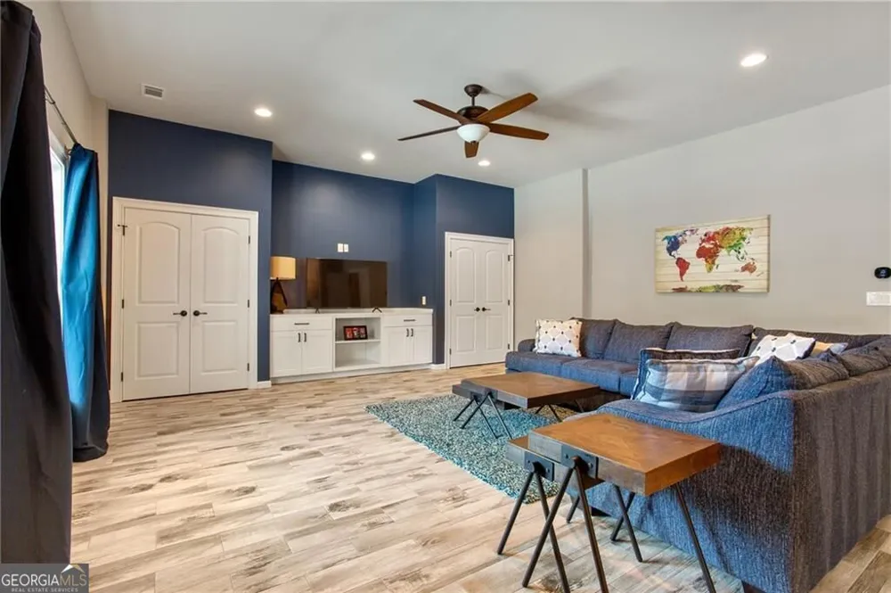 4130 Cougar PT NE Marietta, GA 30066
