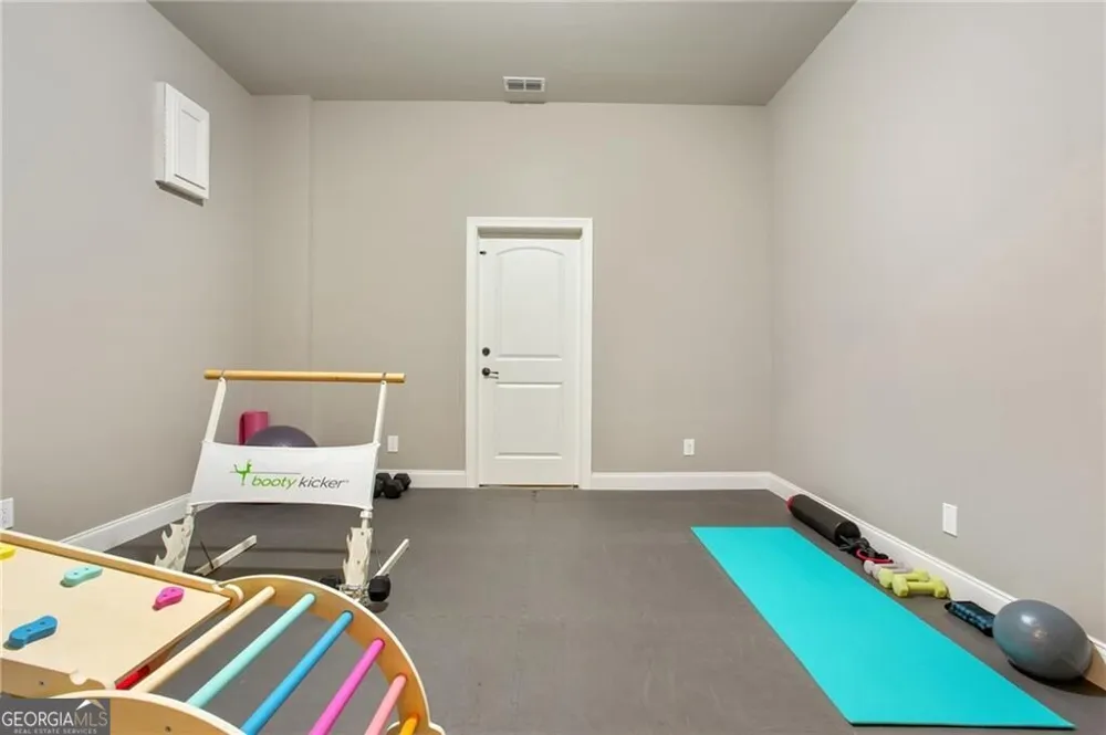 4130 Cougar PT NE Marietta, GA 30066