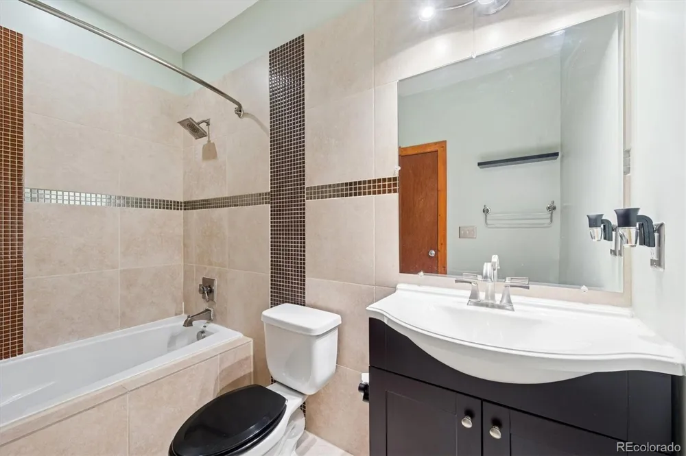 1544 Zenobia Street #103 Denver, CO 80204